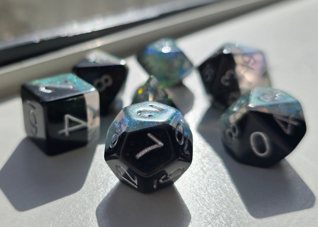 RWA ADVENT 2025 - Black Green Glitter Dnd Dice Set