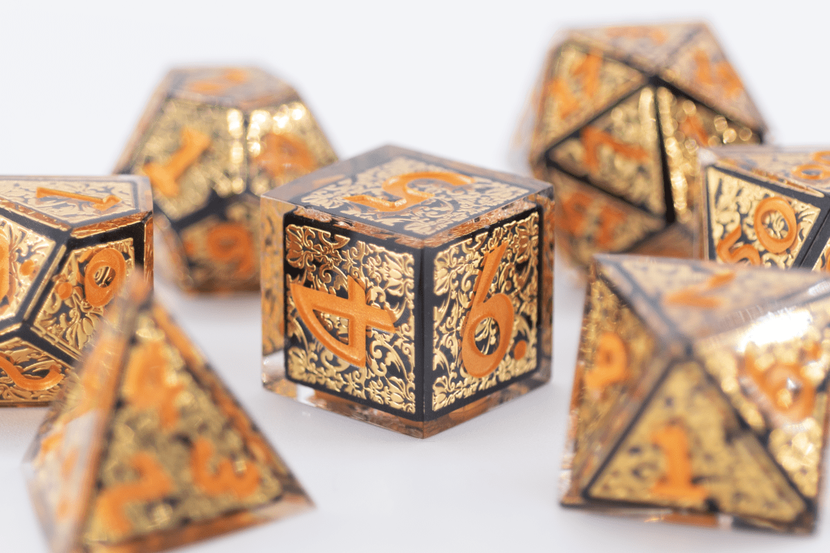 All That Glitters Sharp Edge Dnd Dice Set - Roll With Advantage