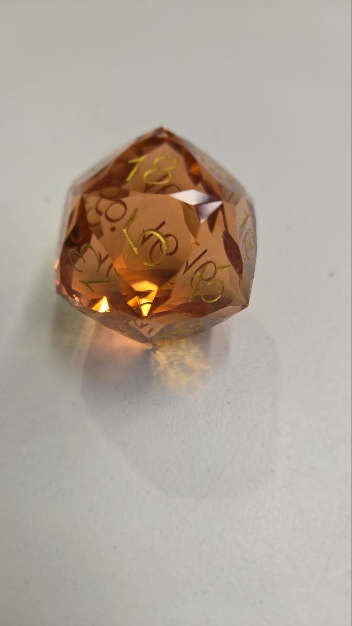 SECONDS Amber Glass 30mm Oversized D20