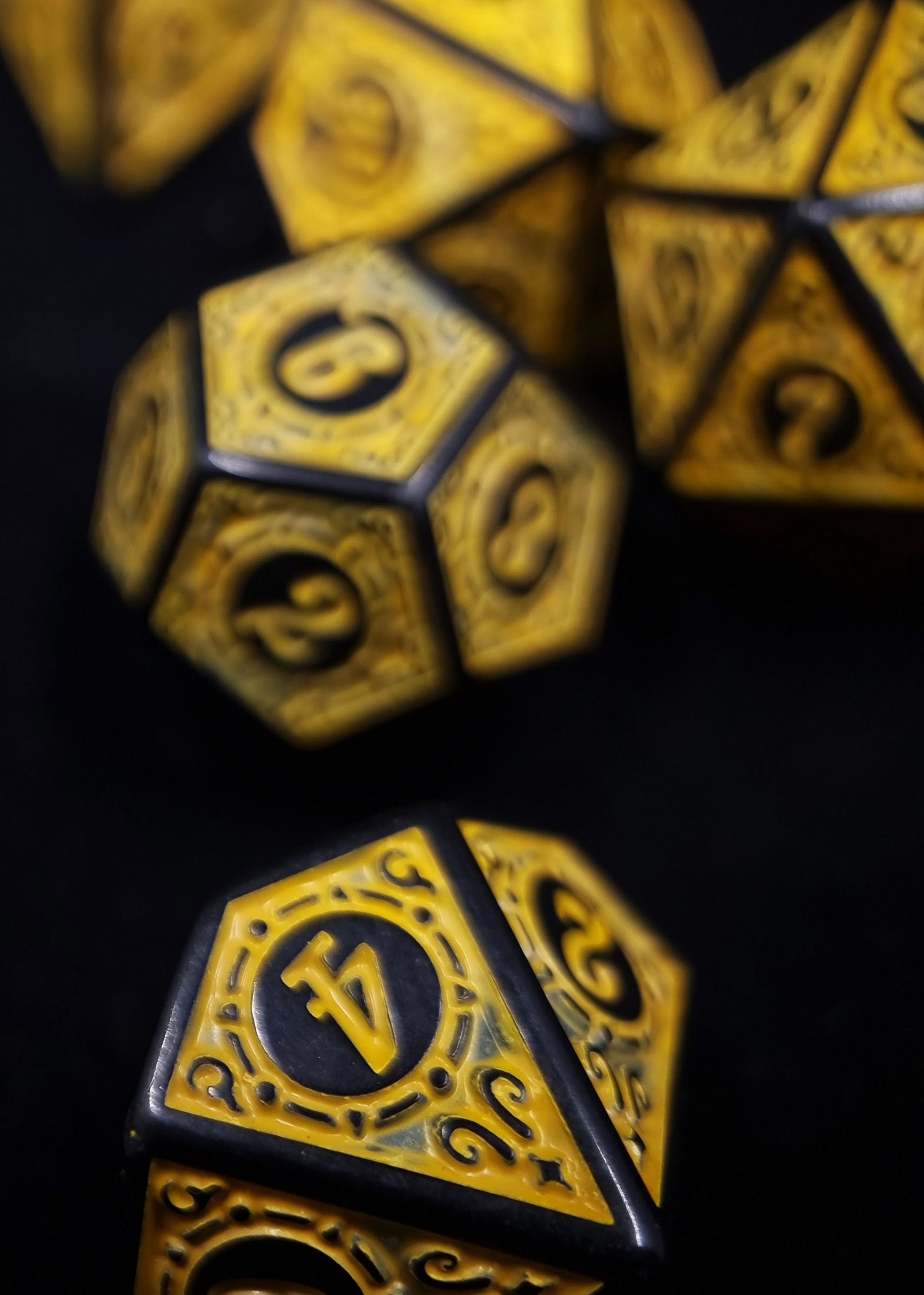 Magic Burst Yellow Polyhedral Dice Set - Black Dice with Yellow Design